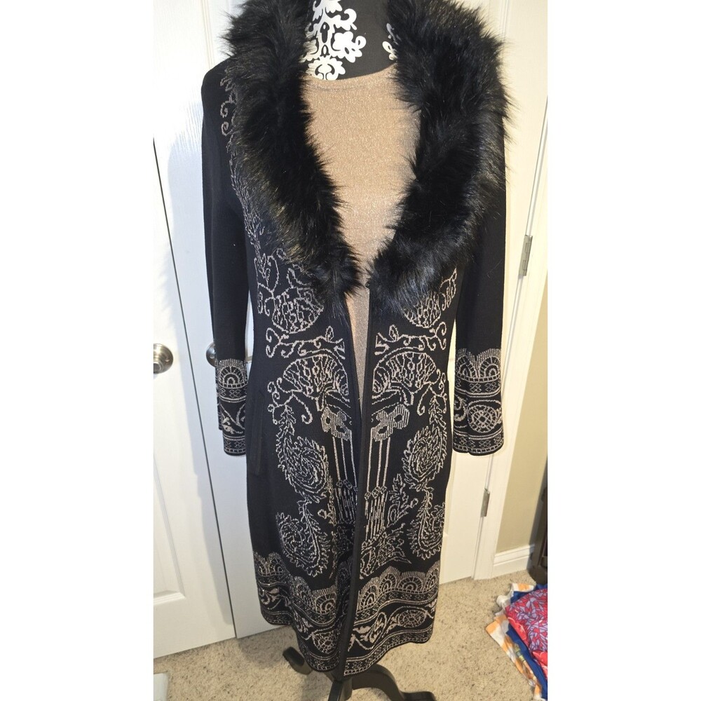Chico’s Women’s Faux-Fur Collar Lurex long Cardigan Black with Gold Size M- 2 Pc